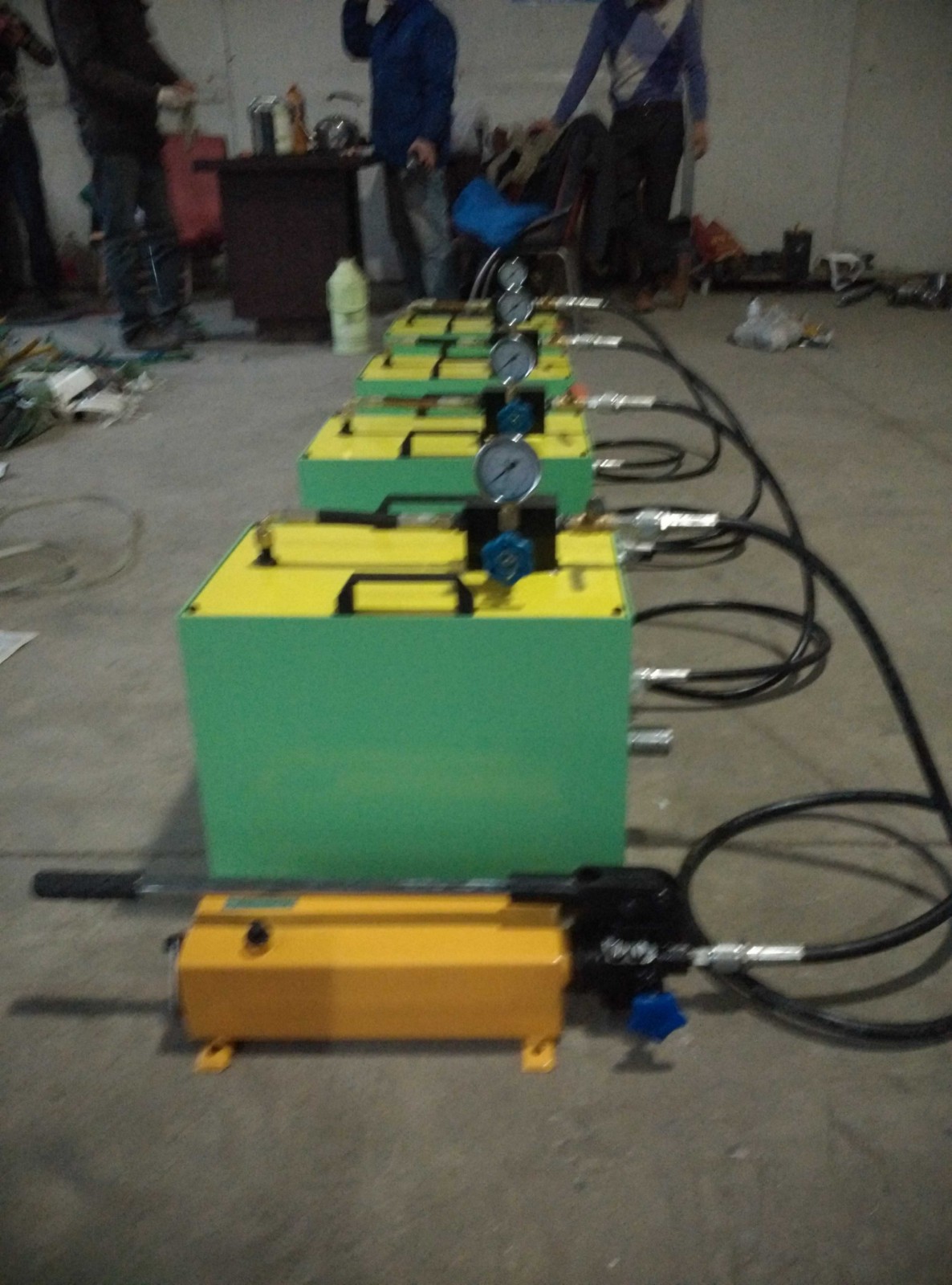 手動液壓蓄能泵站