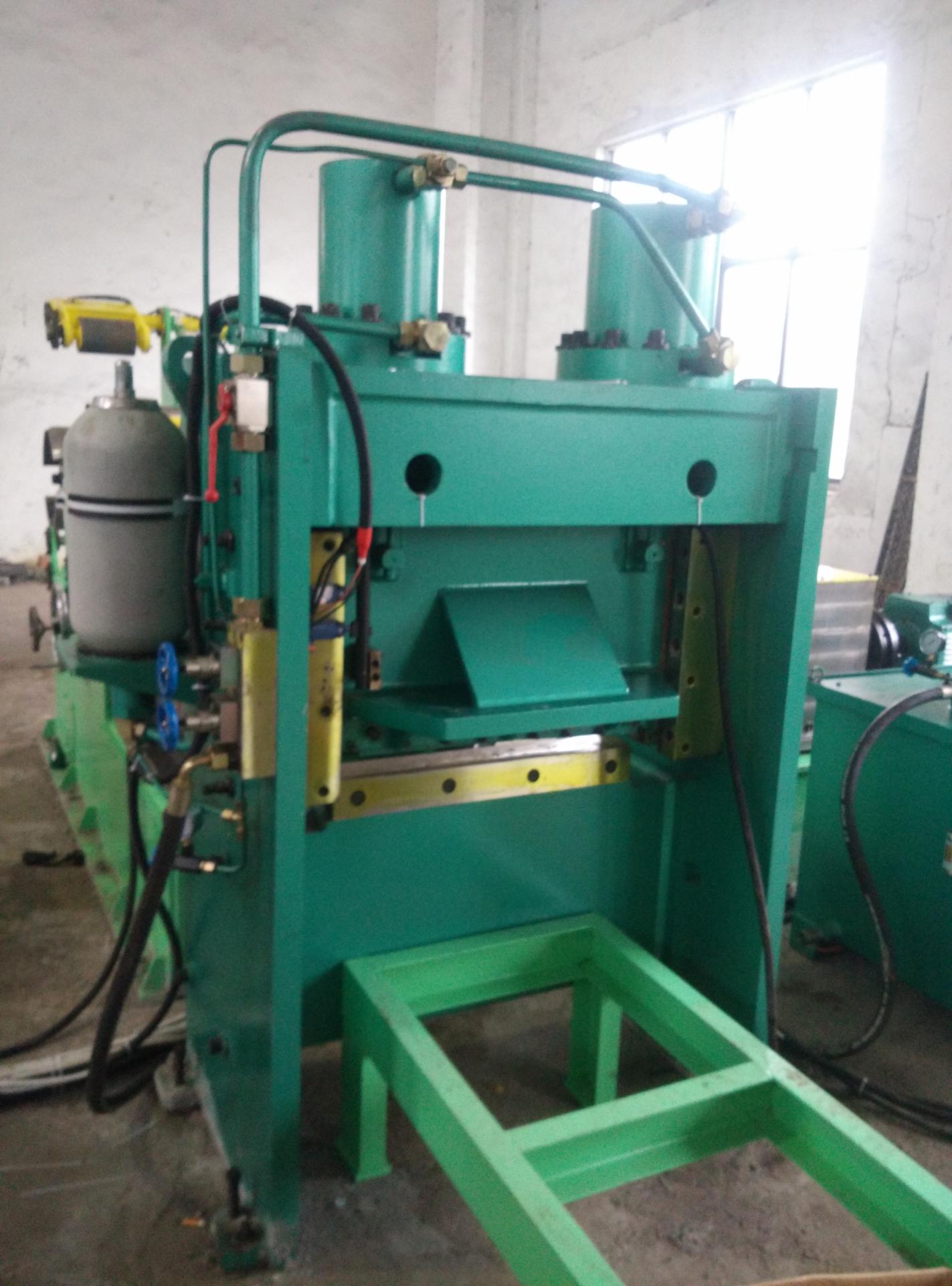 12mm熱板開平剪切機組