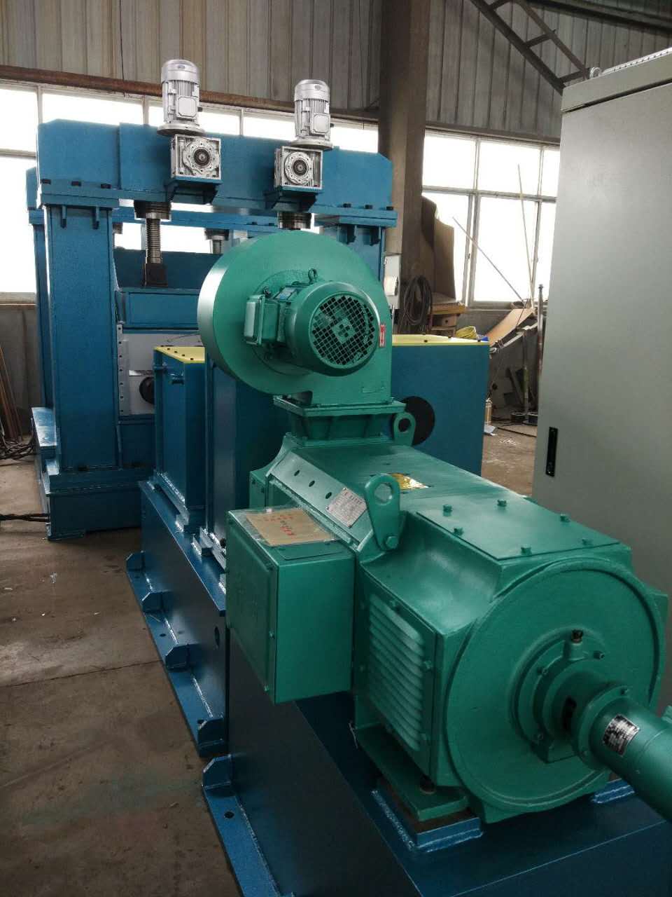 六重輥鋁板矯平機